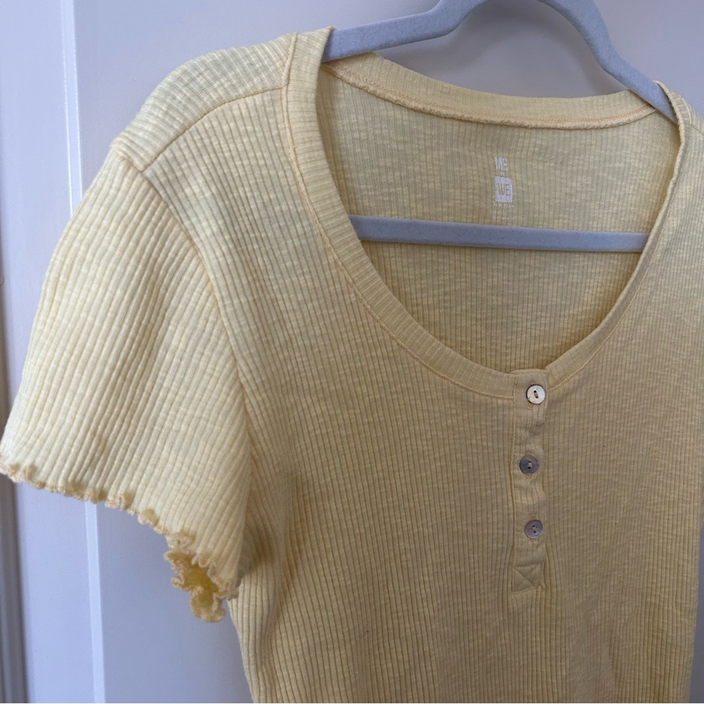 PacSun Soft Yellow Ribbed Button Tee